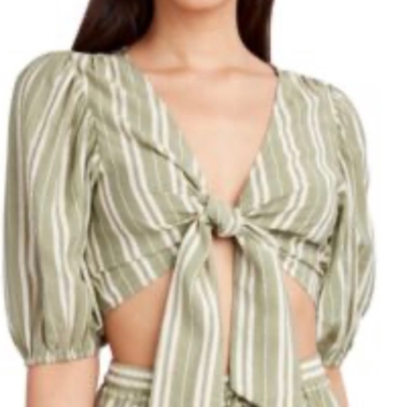 BCBGENERATION MAGDA TIE-FRONT STRIPED CROP TOP OLIVE/IVORY STRIPPED SIZE SMALL - Picture 3 of 11